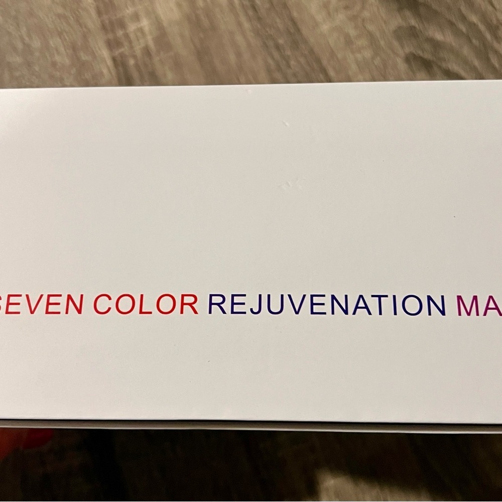 LED 7 Color Light Therapy Facial Mask Skin Rejuvenation Acne Anti-Aging NIB new - Picture 3 of 6